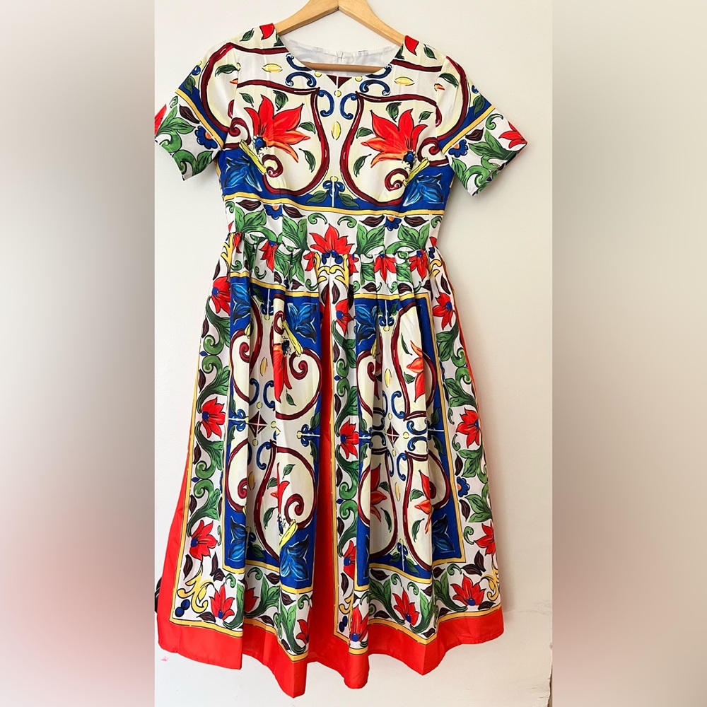 Beautiful floral spring/fall dress size L